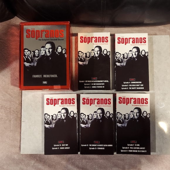 VINTAGE THE SOPRANOS 2000 COMPLETE SECOND SEASON VHS BOX SET 5 TAPES 13 EPISODES - Picture 1 of 7